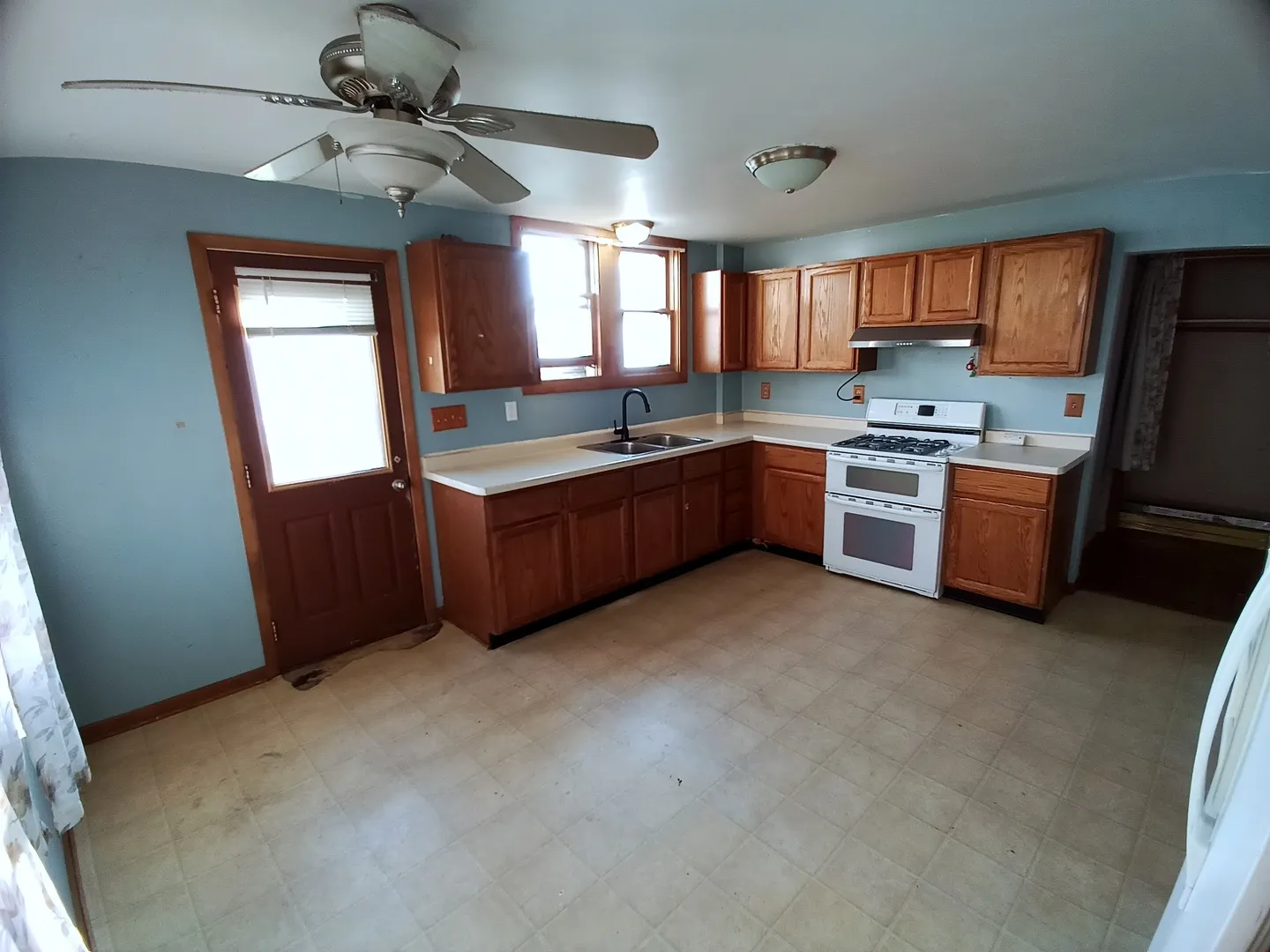 507 S Main Street IL