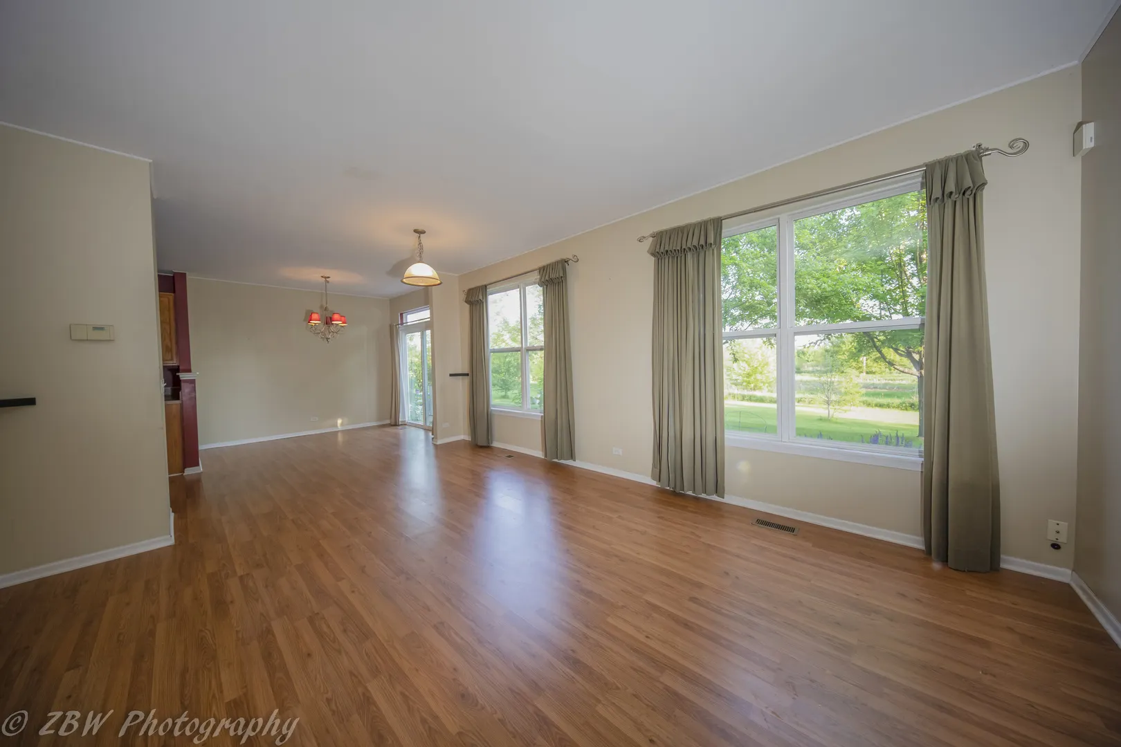 2400 Sunrise Court 2400 IL