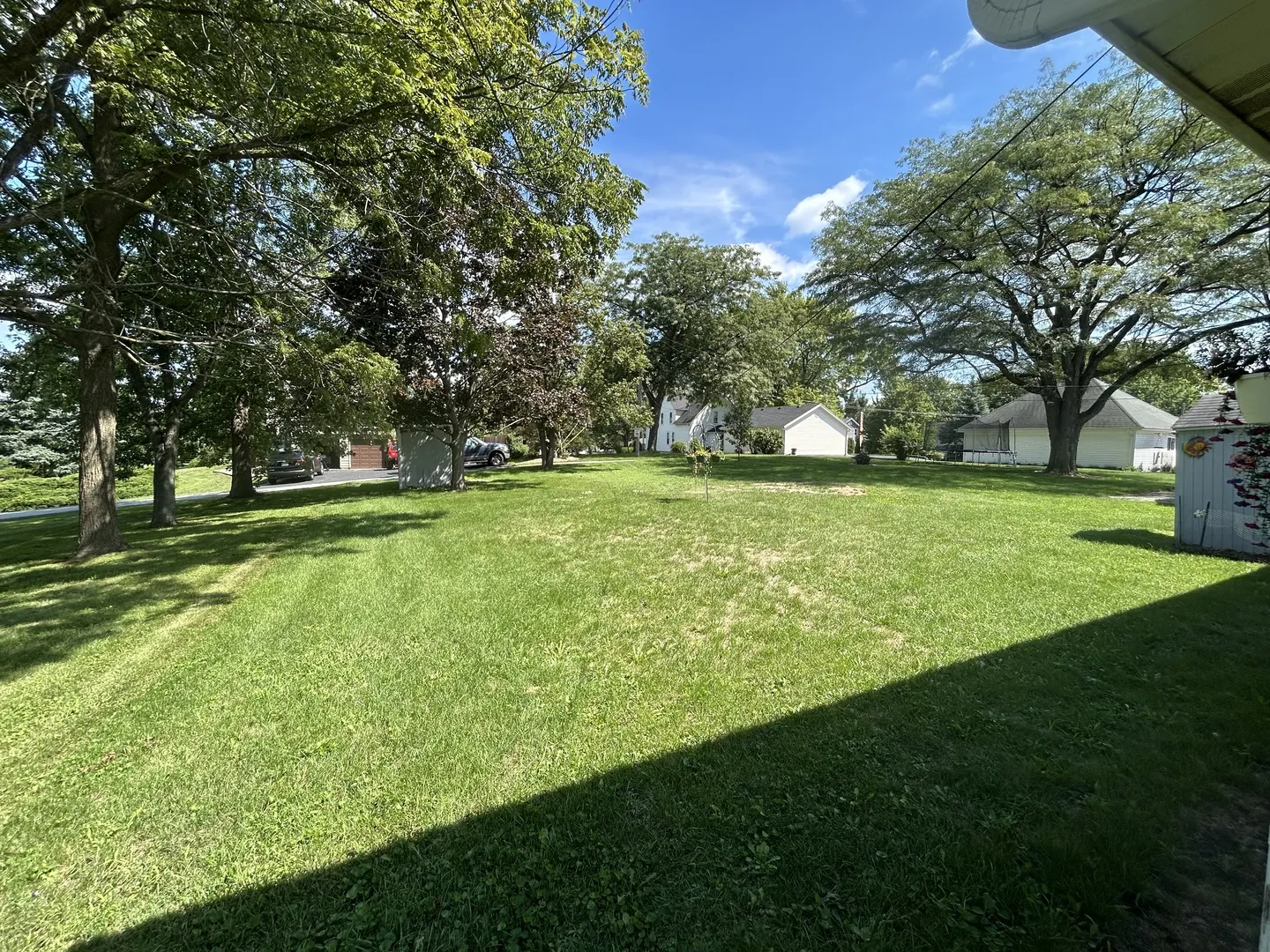 741 Elliott Street IL