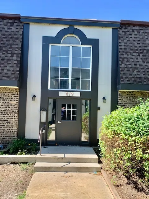 879 Trace Drive 202 IL