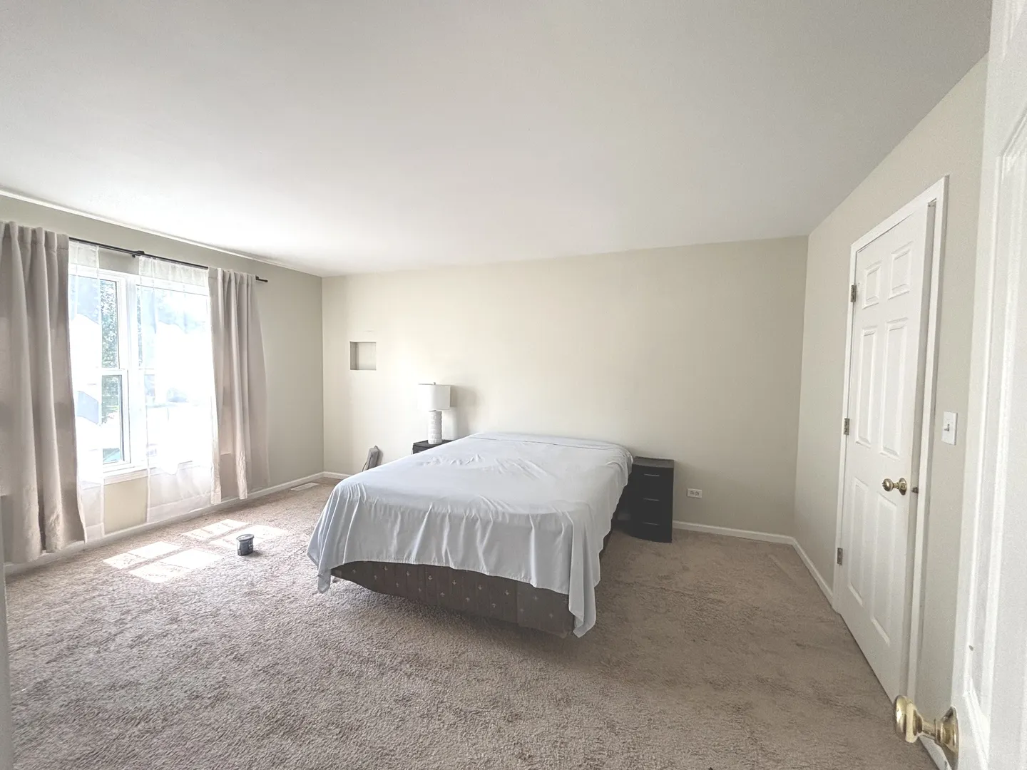 1830 Field Court IL