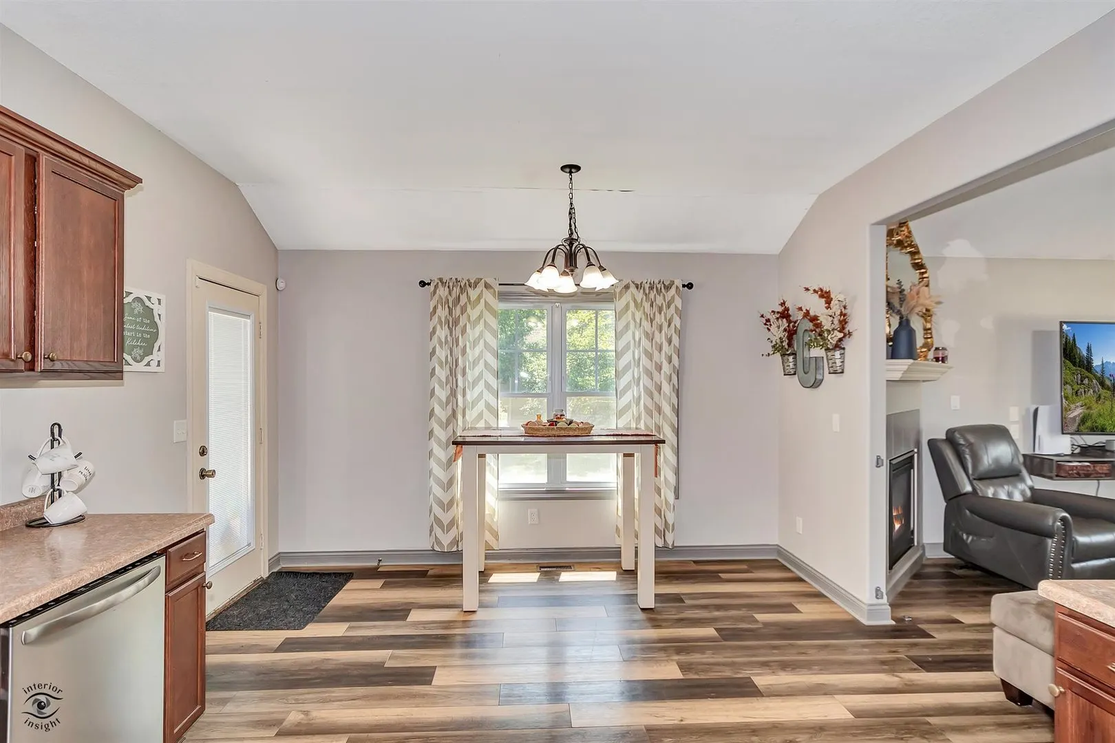 1425 Timber Ridge Court IL