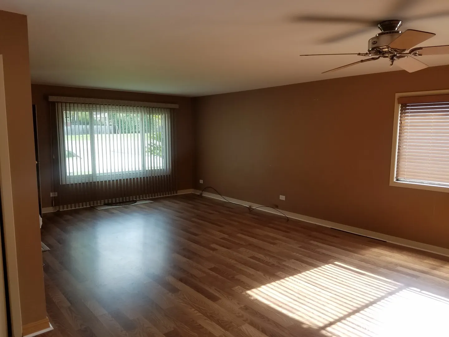 624 RUSH Street A IL