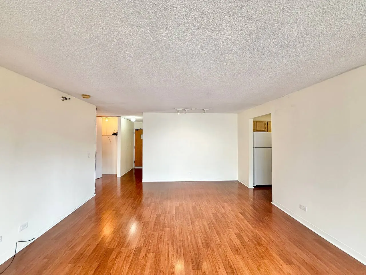 200 N Dearborn Street 2208 IL