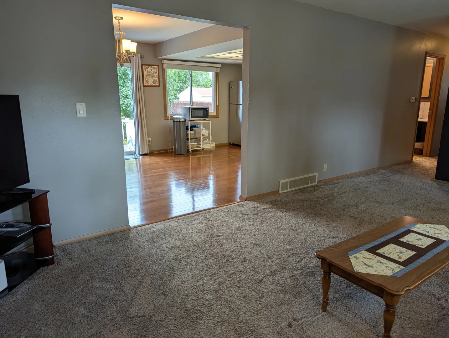 1636 N Ridge Drive IL