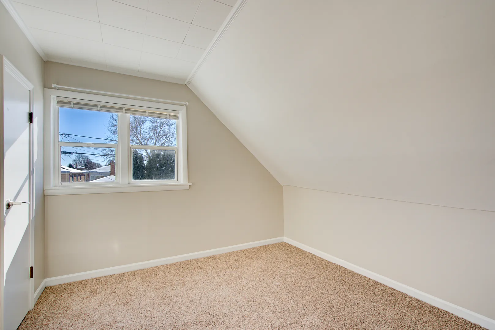 7519 W Argyle Street IL