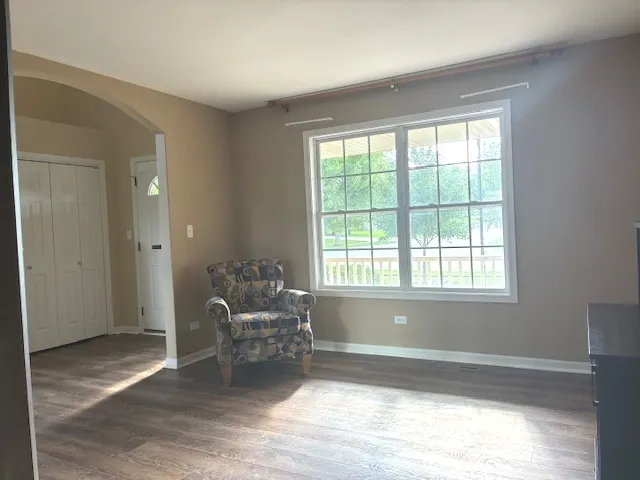 675 Hunters Path IL