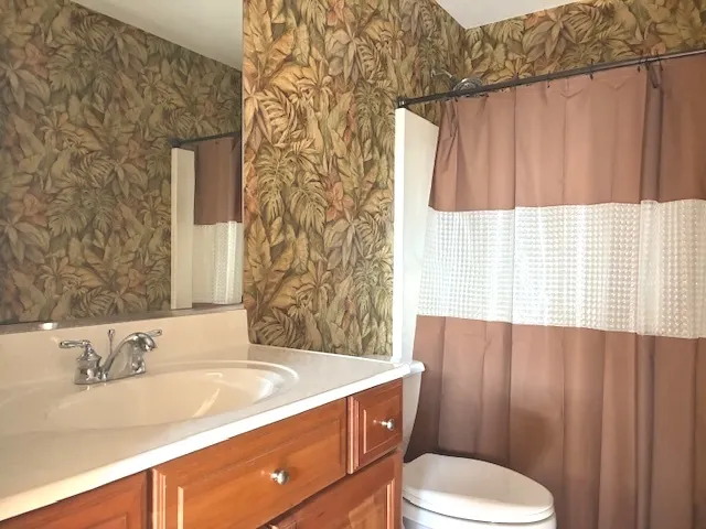 675 Hunters Path IL