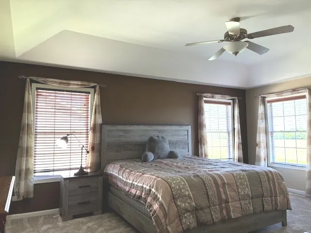 675 Hunters Path IL