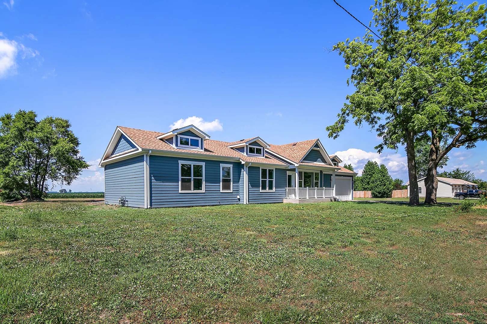 121 Pine Street IL