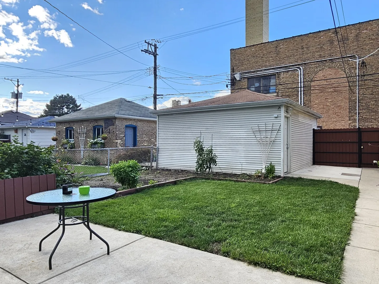 6008 W Dakin Street W IL
