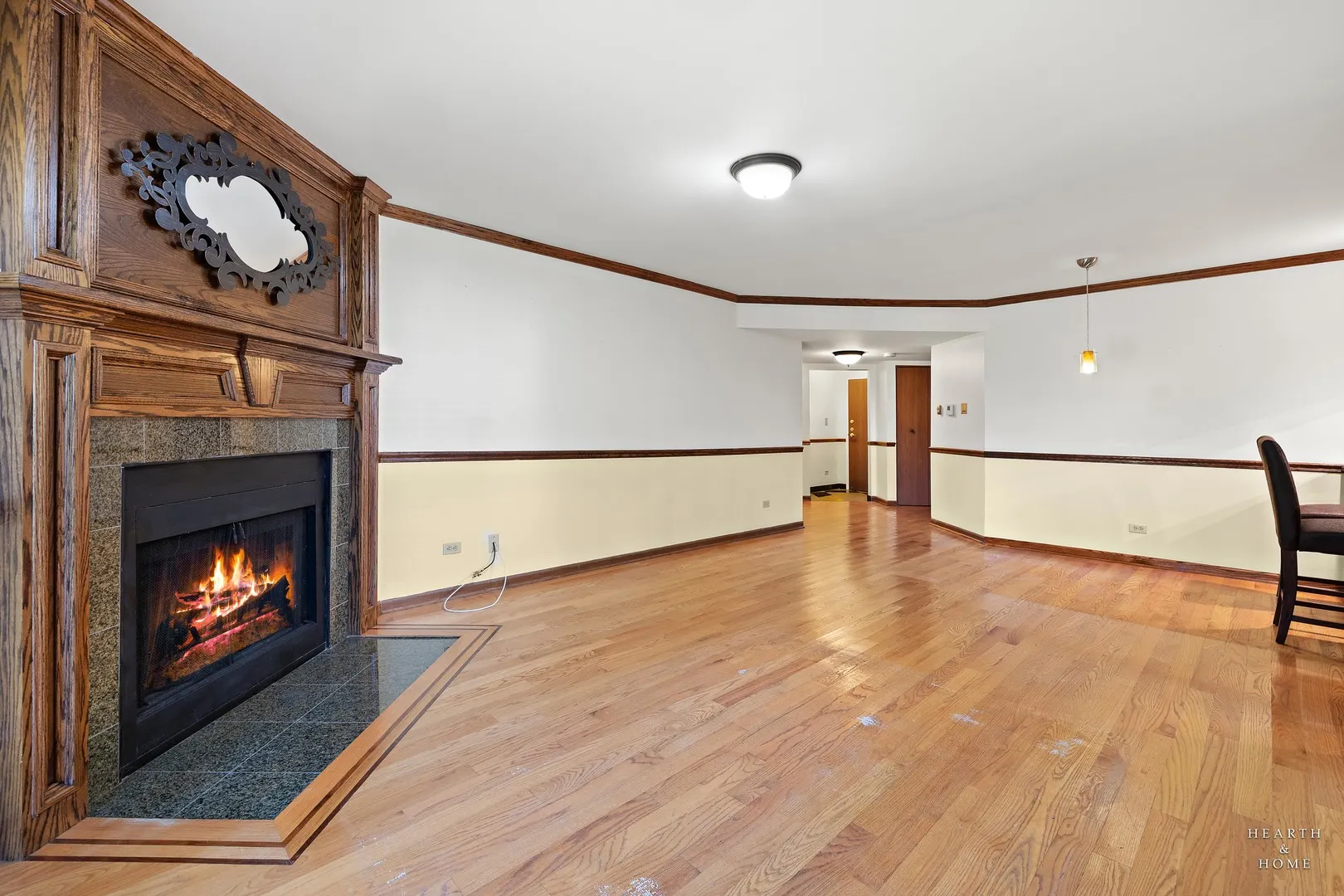 100 white oak Court 3 IL
