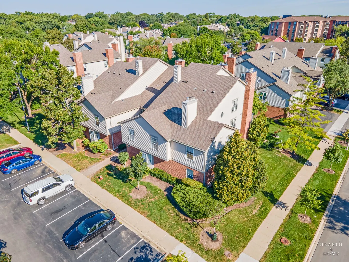 100 white oak Court 3 IL