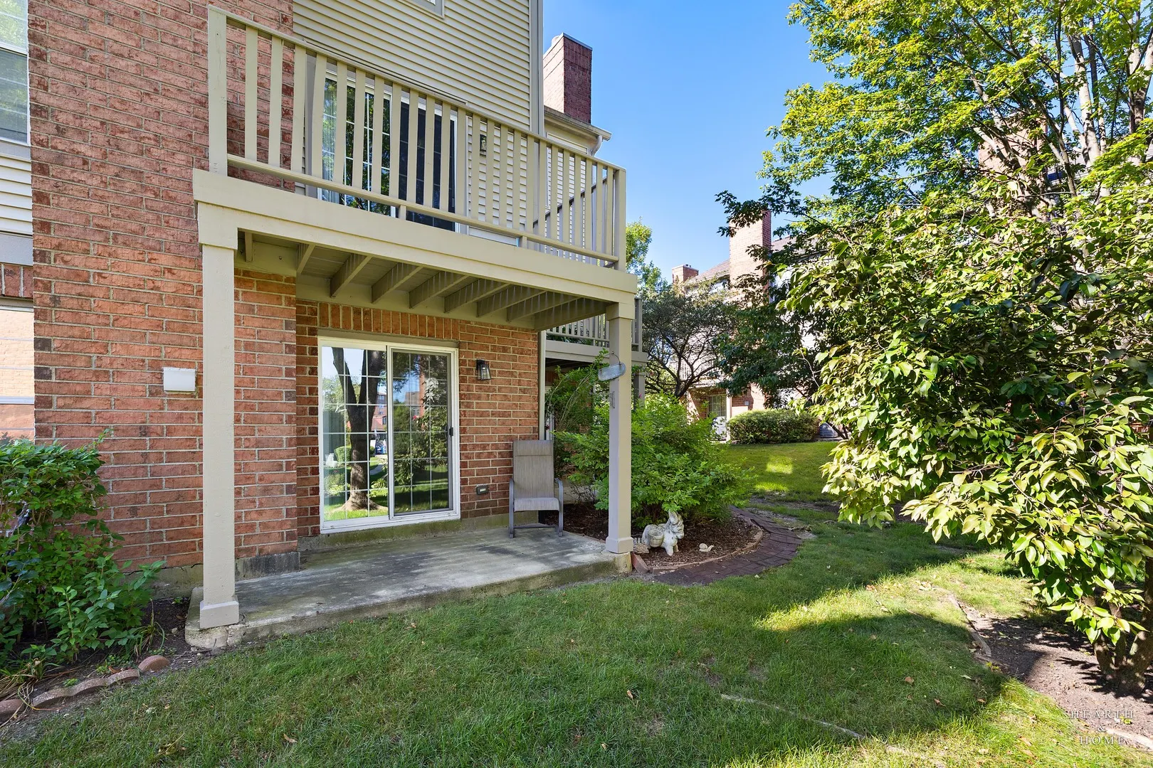 100 white oak Court 3 IL