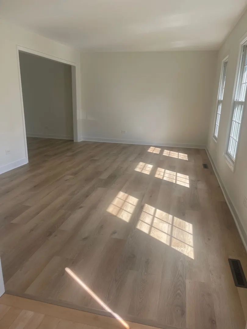 1338 Trinity Place IL