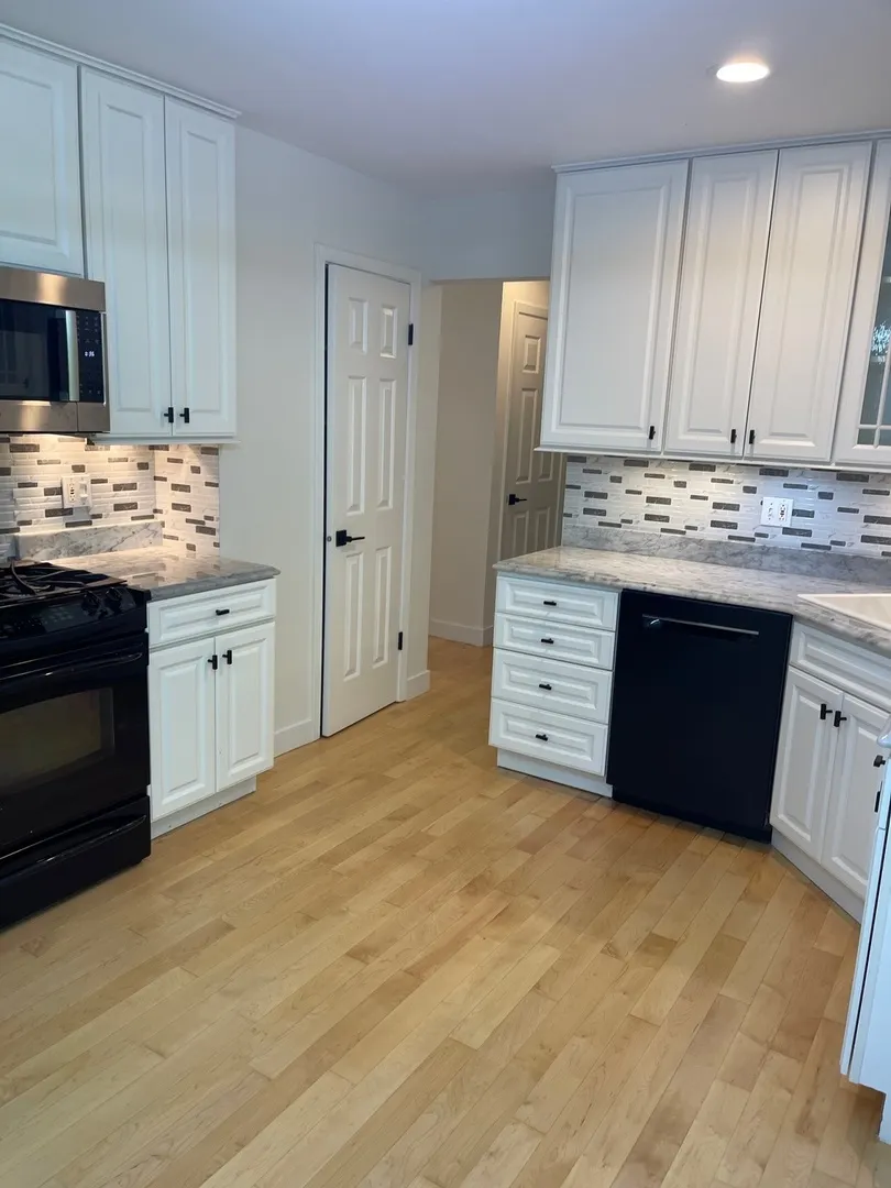 1338 Trinity Place IL