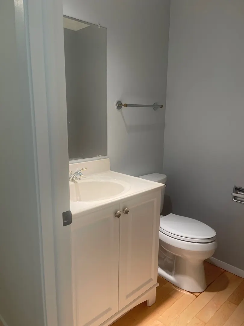 1338 Trinity Place IL