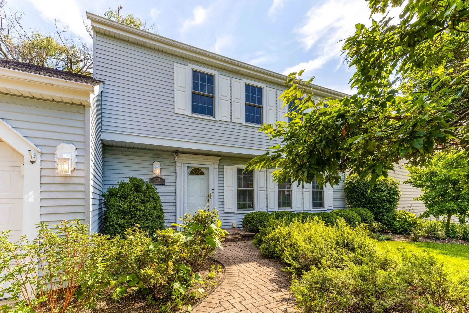1338 Trinity Place IL