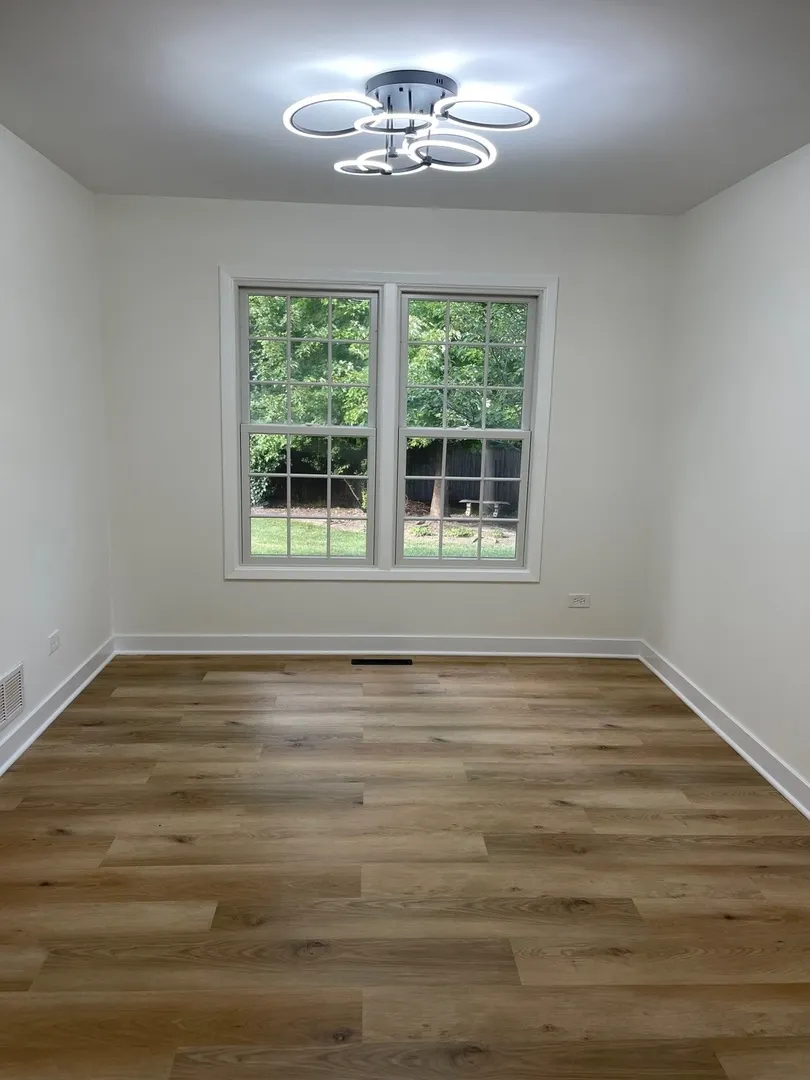 1338 Trinity Place IL