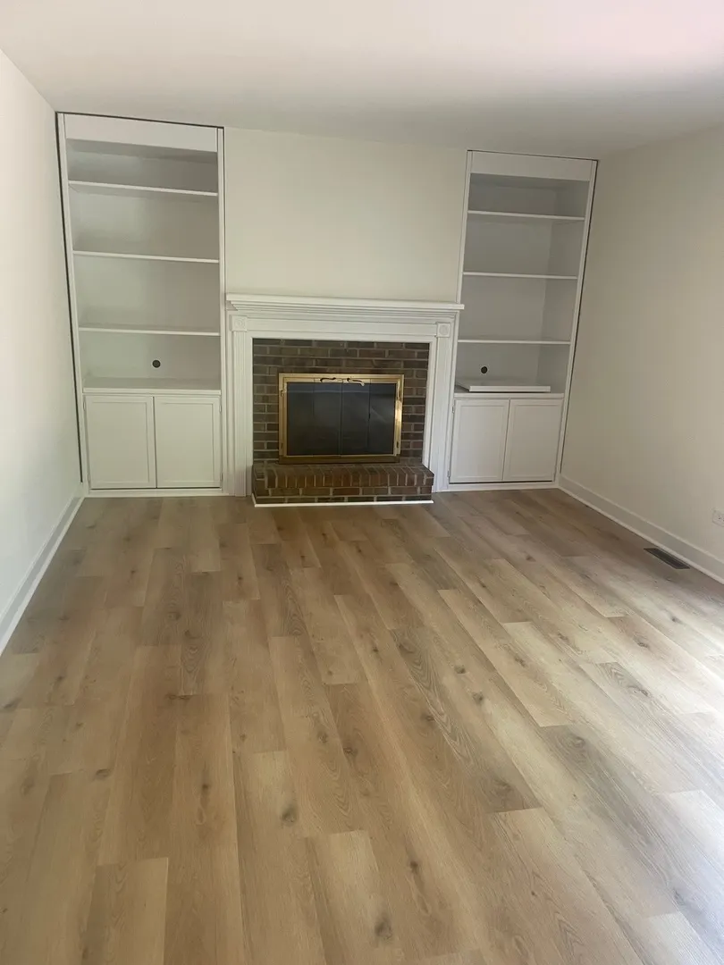 1338 Trinity Place IL