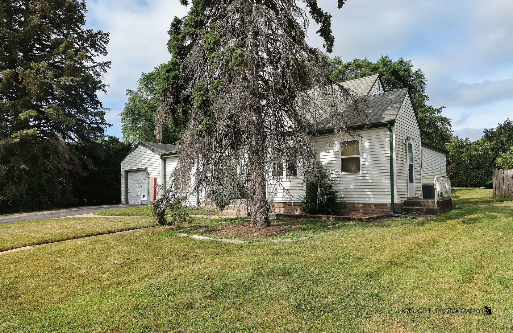 1318 Leslie Avenue IL