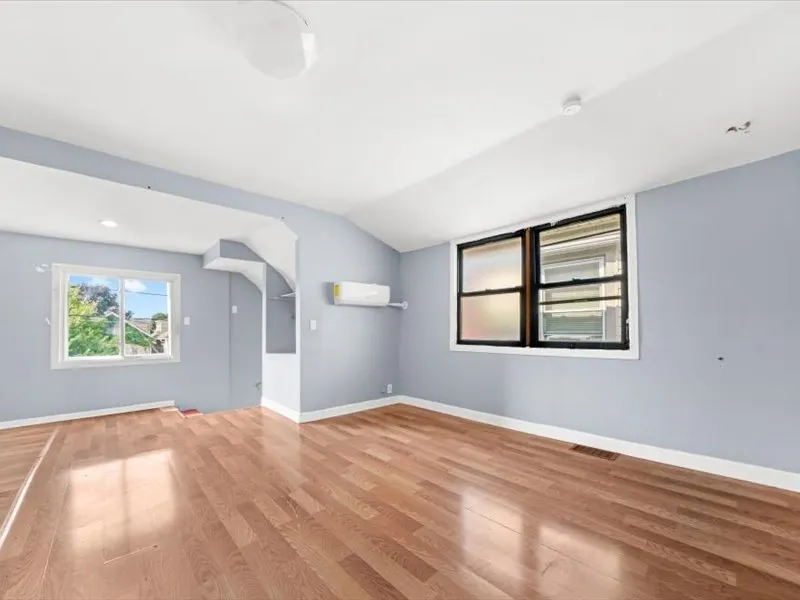 3219 W 64th Street IL