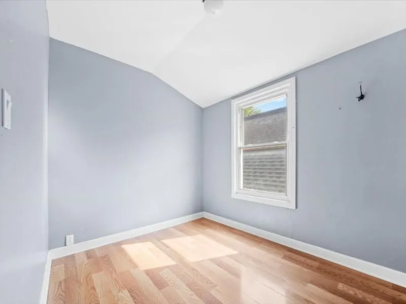 3219 W 64th Street IL