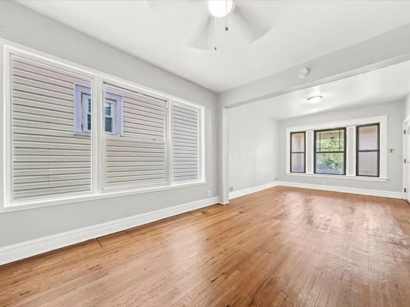 3219 W 64th Street IL