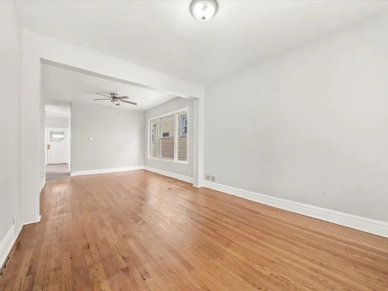 3219 W 64th Street IL