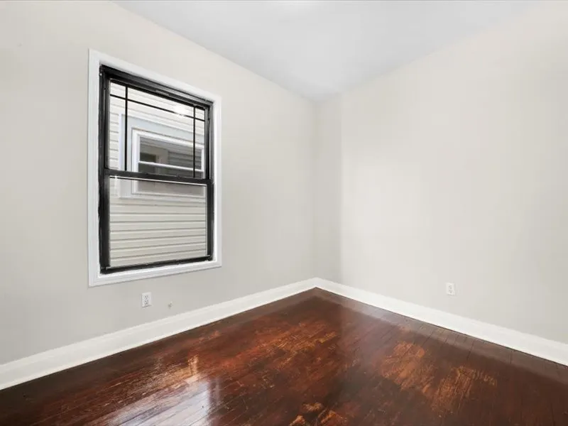3219 W 64th Street IL