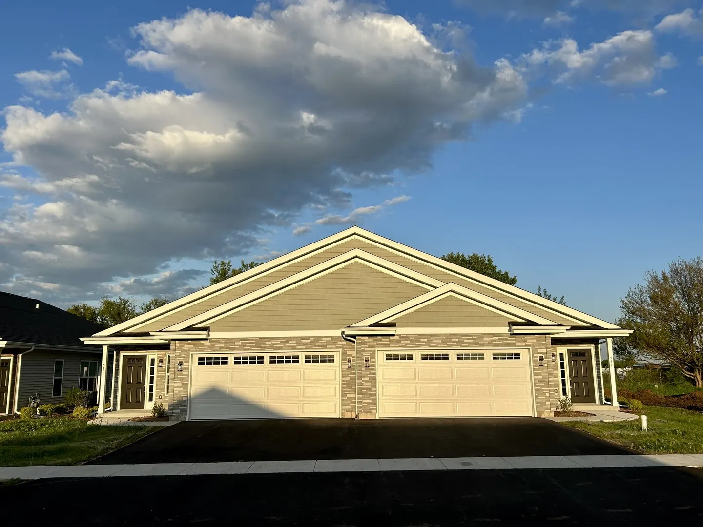 880 Fuller Lane IL
