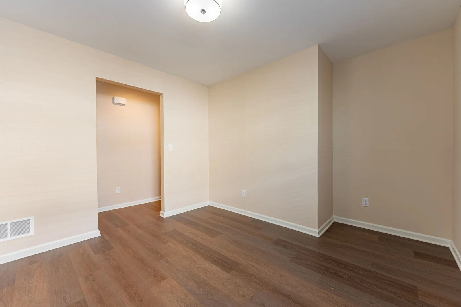 880 Fuller Lane IL