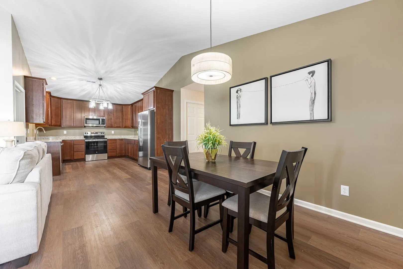 880 Fuller Lane IL