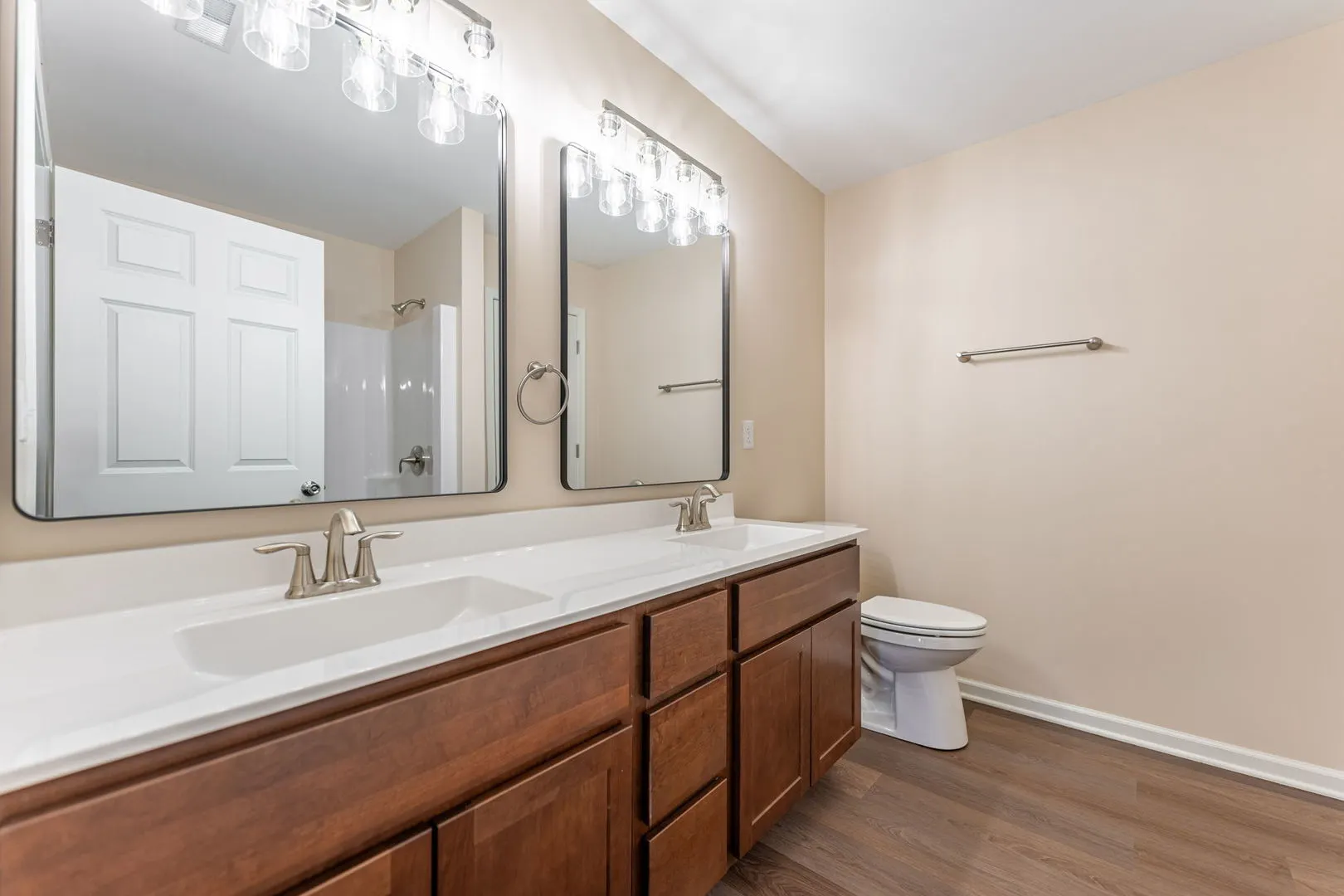 880 Fuller Lane IL