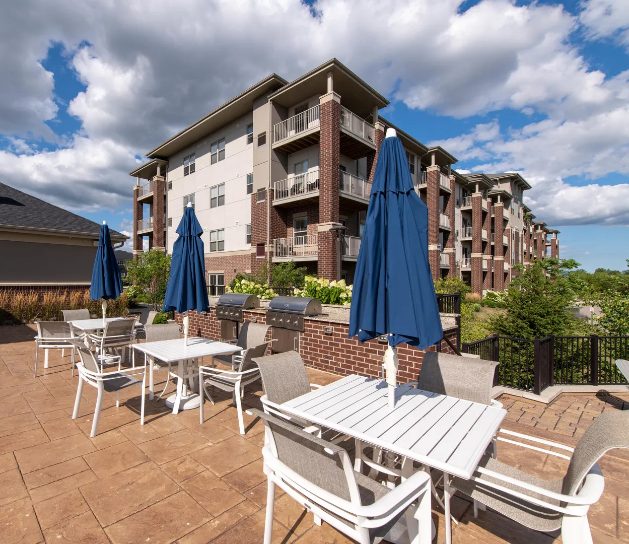 21599 W Field Court 10-104 IL