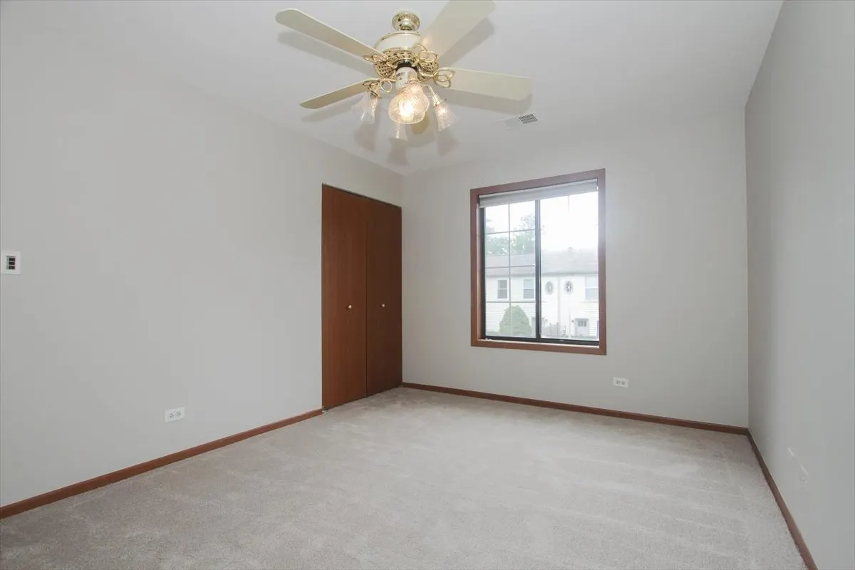 1611 W Partridge Court 8 IL