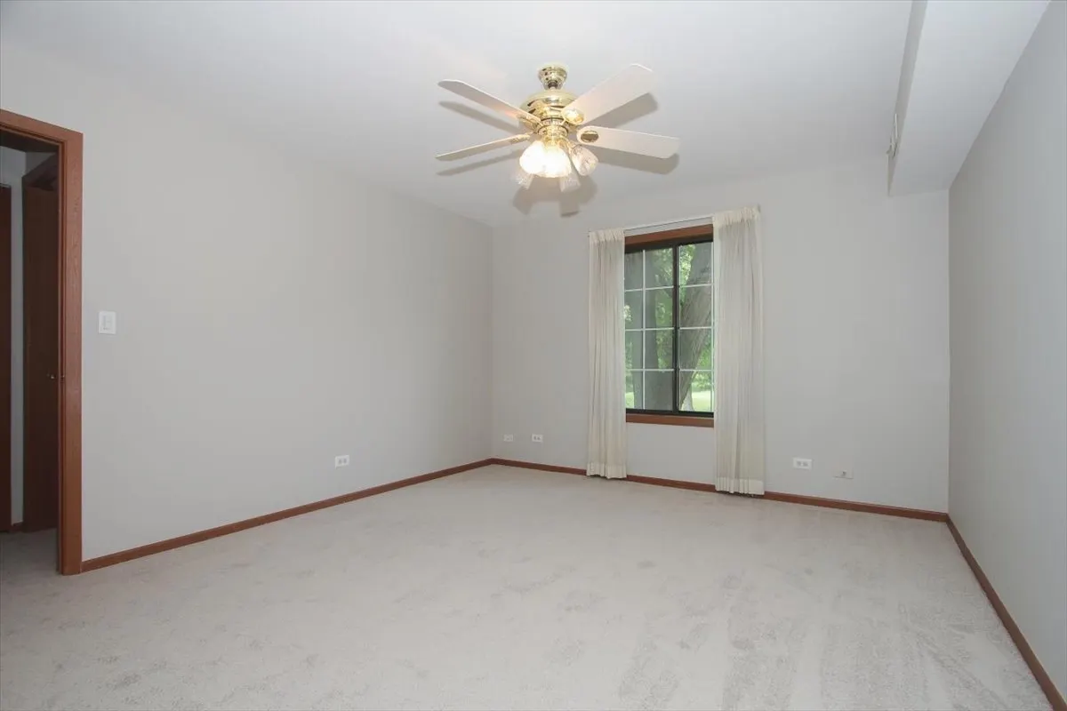 1611 W Partridge Court 8 IL