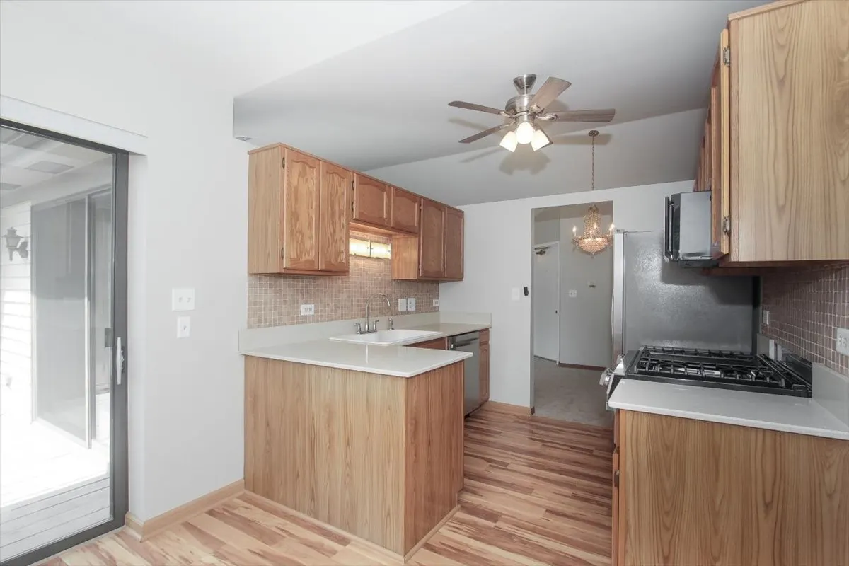 1611 W Partridge Court 8 IL