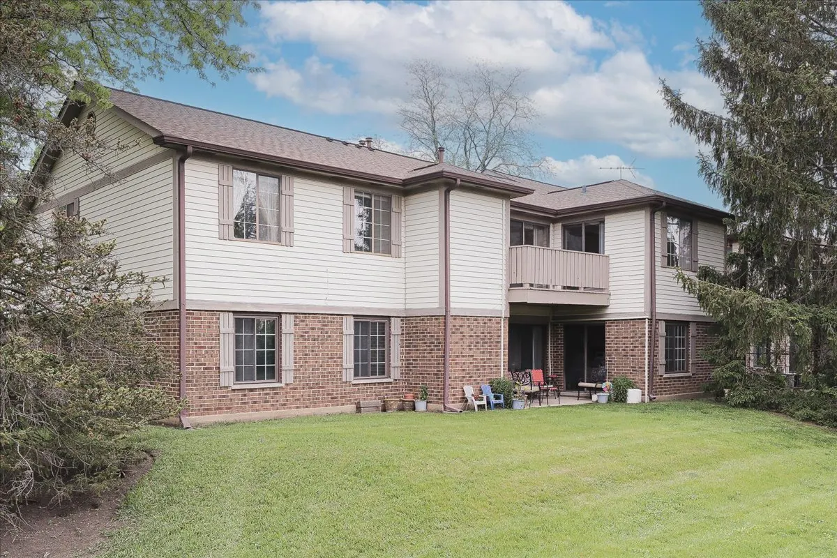 1611 W Partridge Court 8 IL
