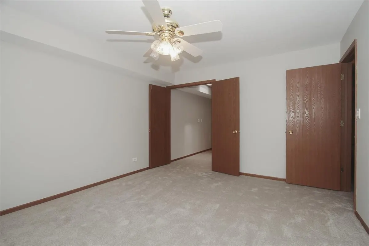 1611 W Partridge Court 8 IL