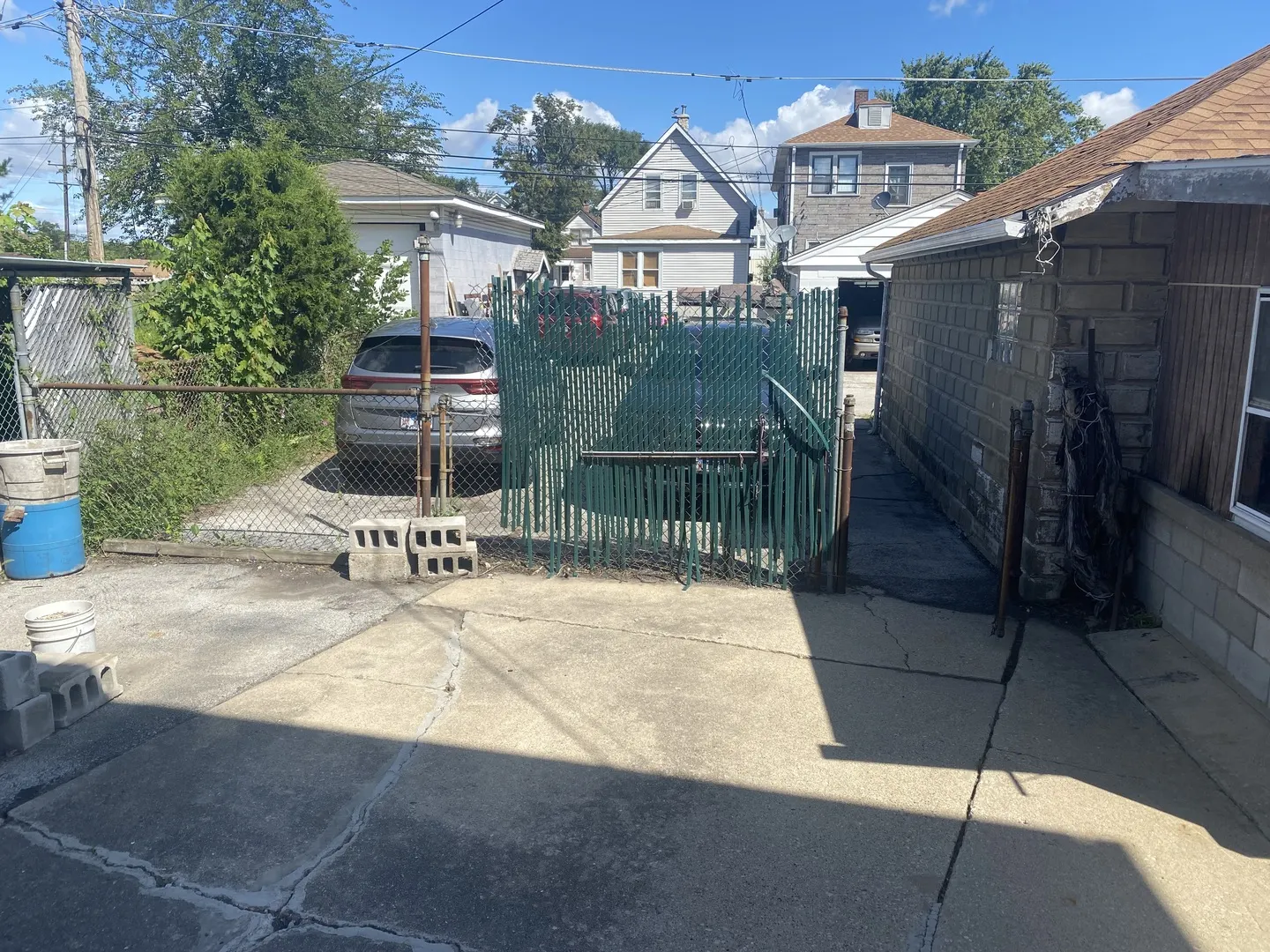105 E 24th Street IL