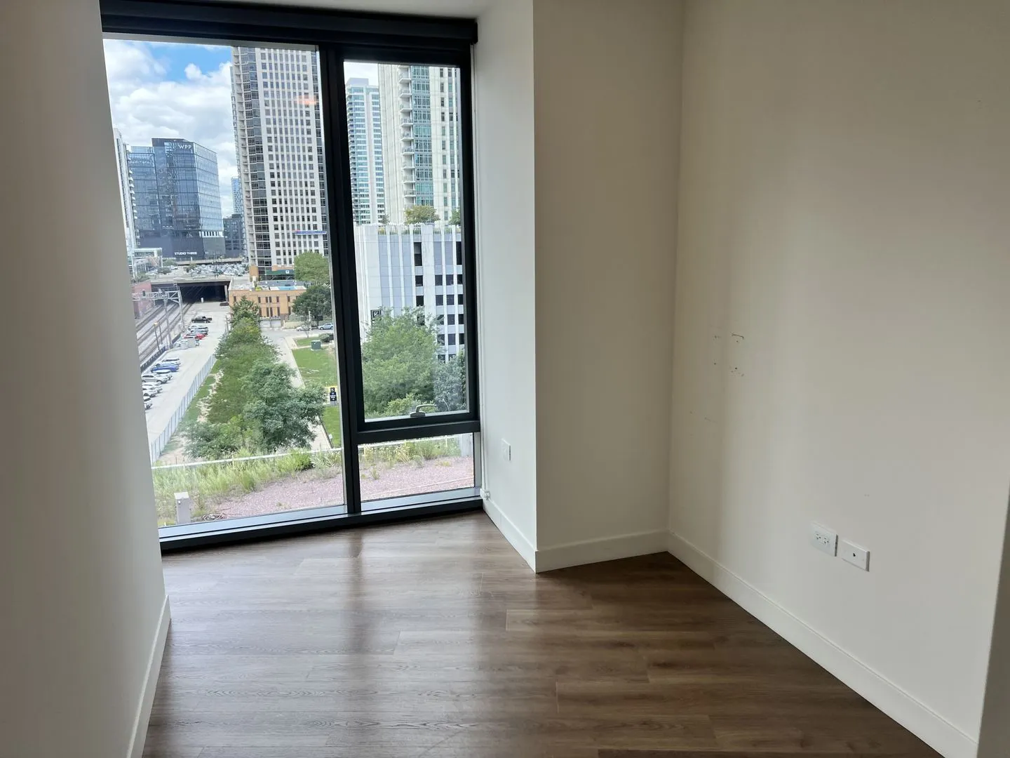 350 N Canal Street 603 IL
