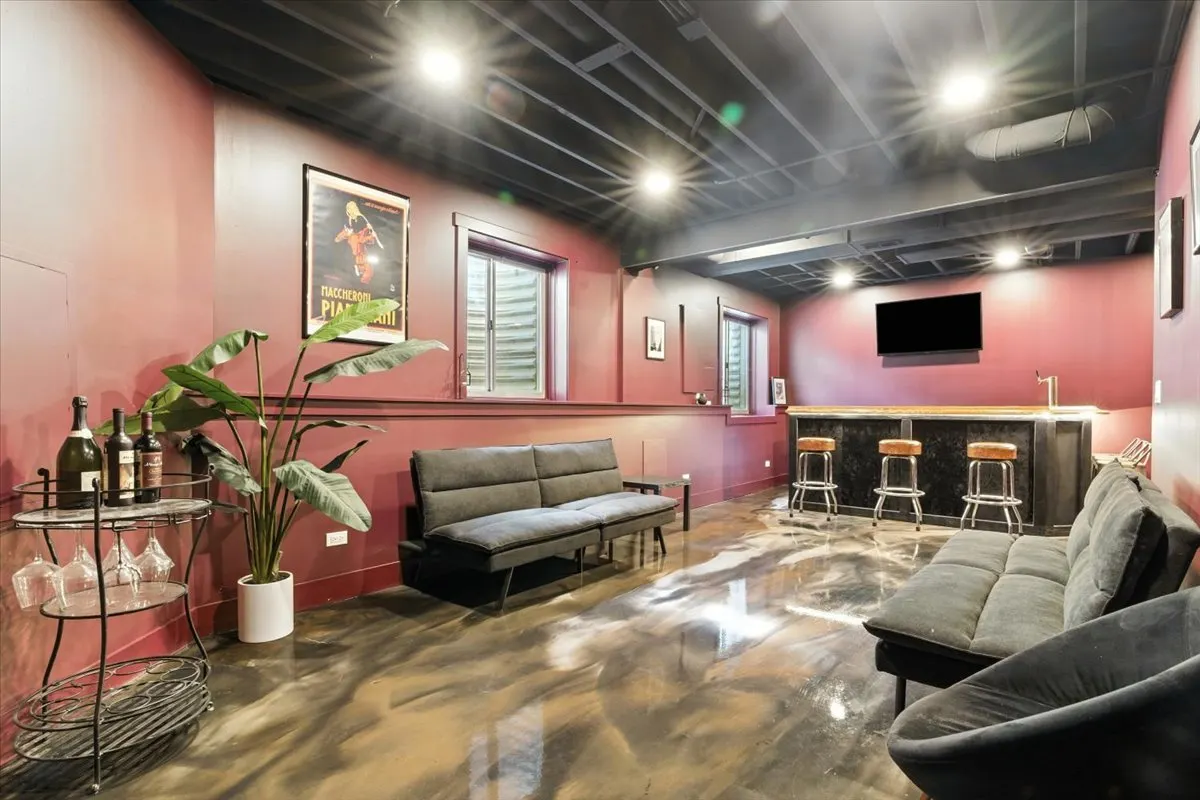 4111 Phillip Drive IL
