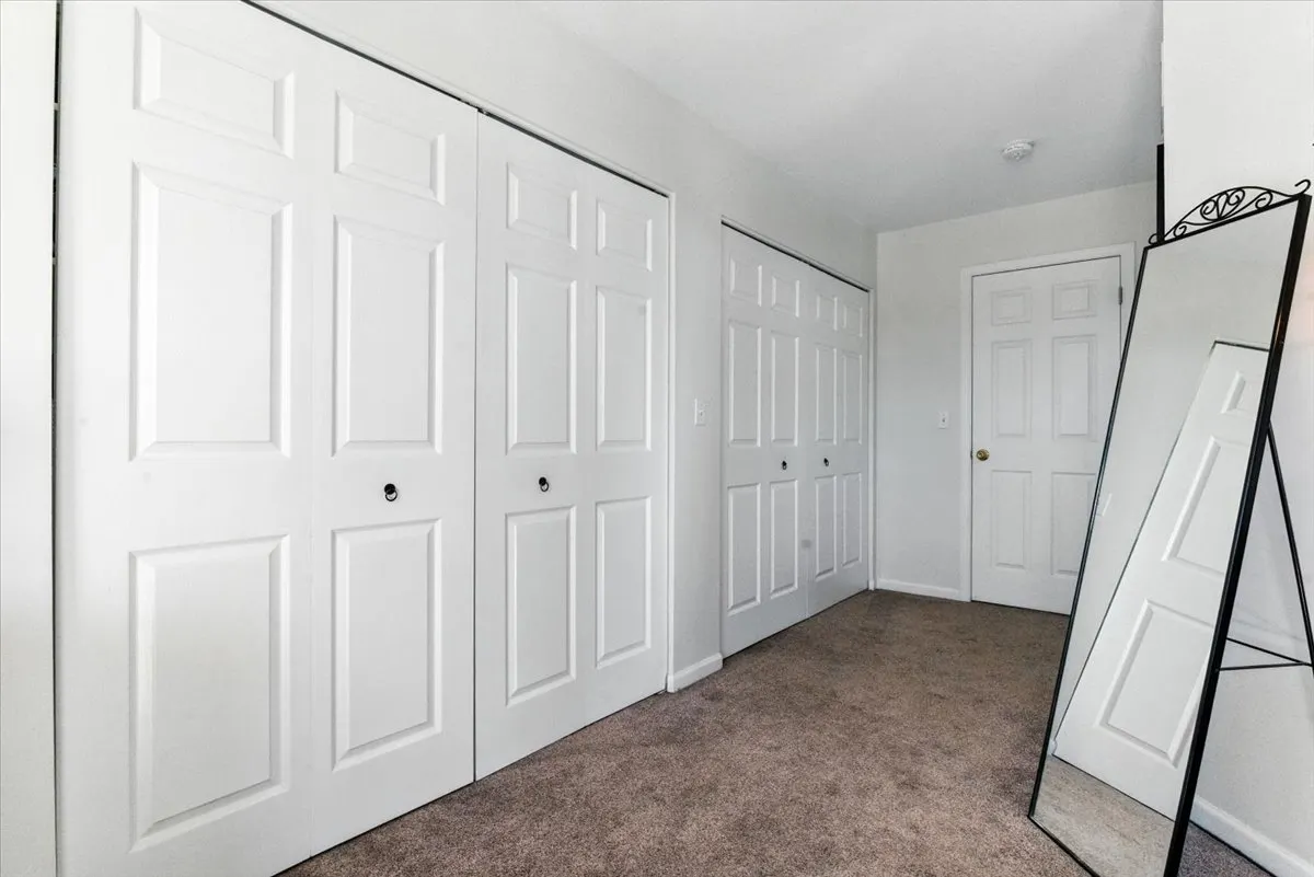 4111 Phillip Drive IL