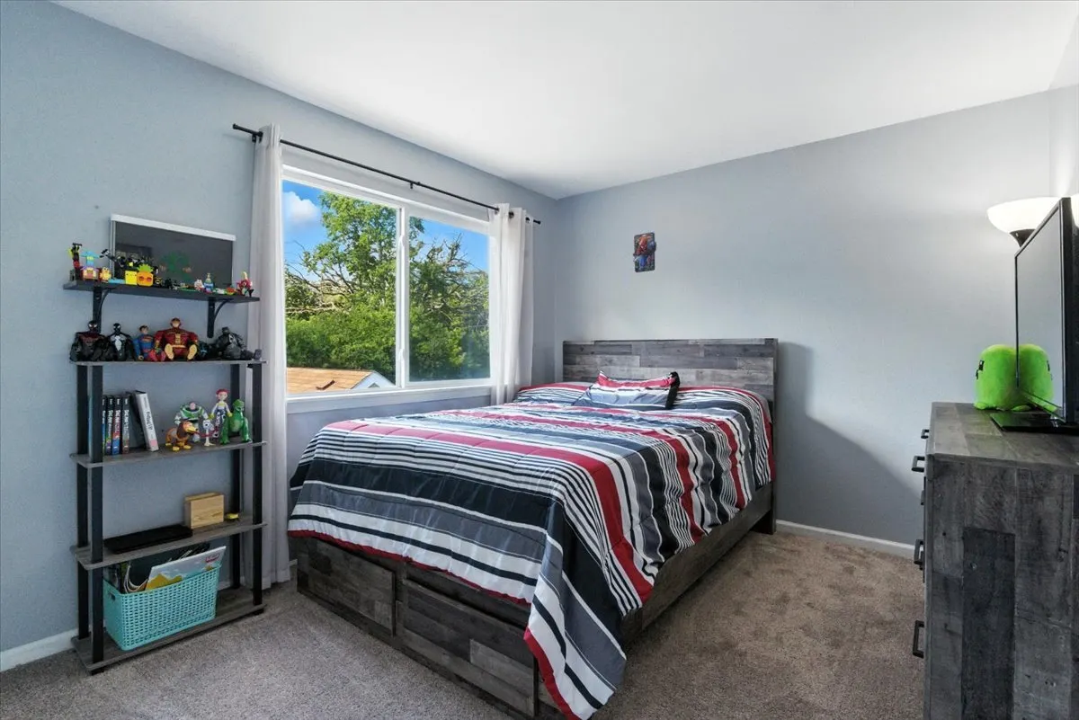 4111 Phillip Drive IL