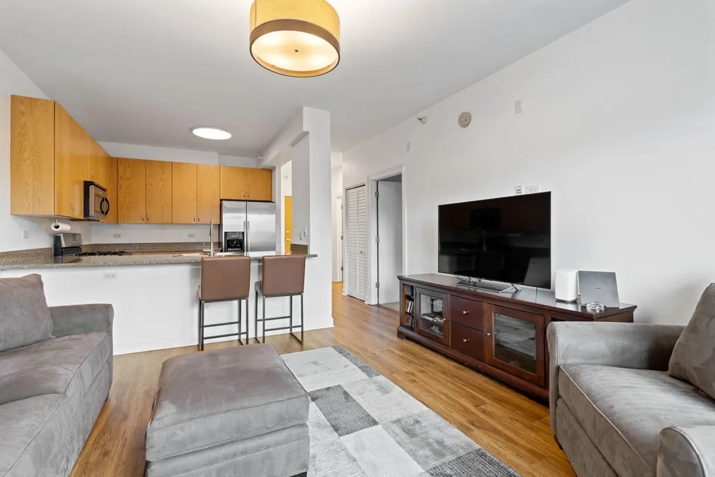 451 W HURON Street 505 IL