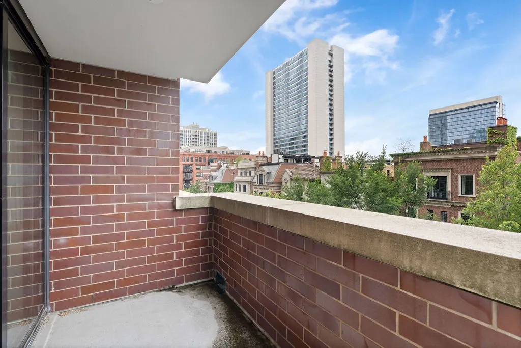 451 W HURON Street 505 IL