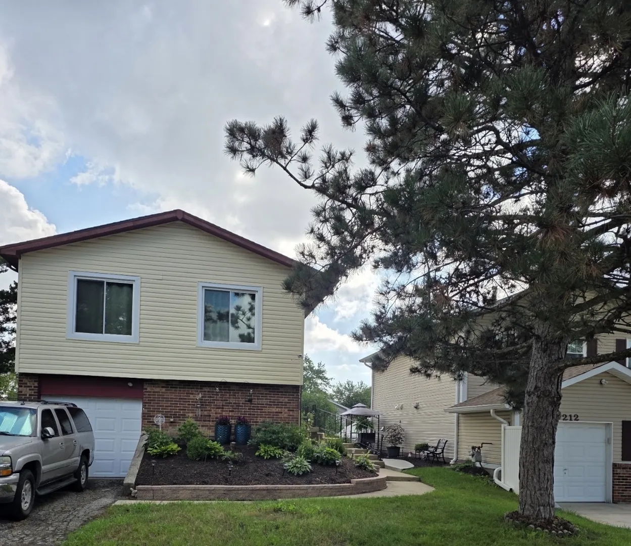 210 Mill Stream Drive IL