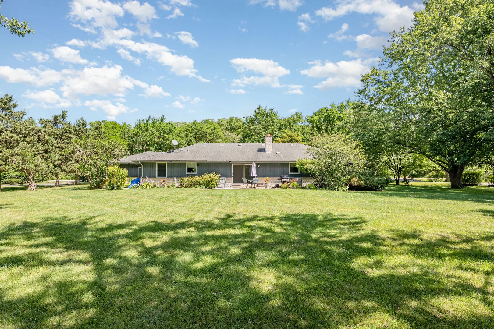 158 S Ela Road IL