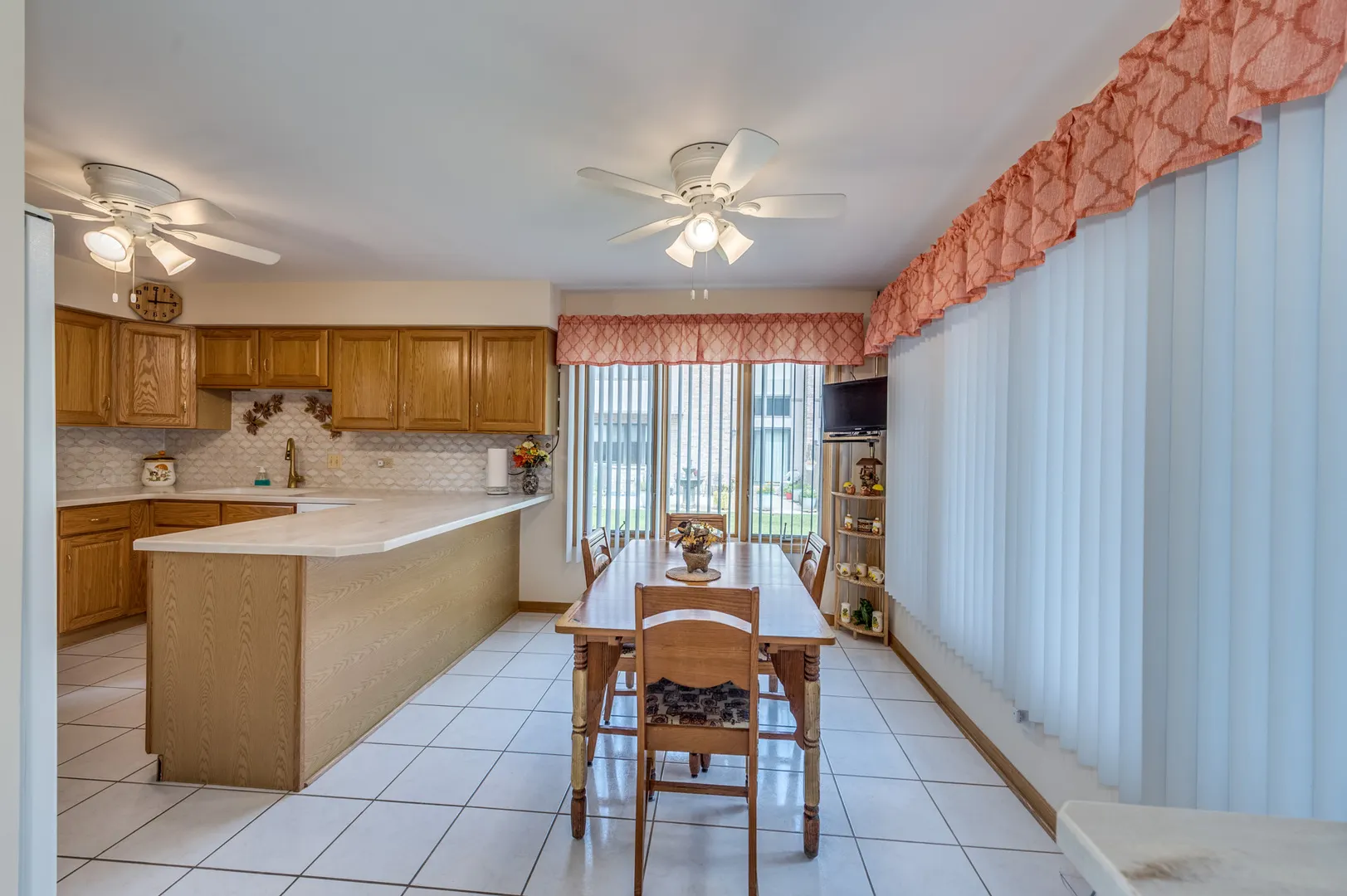 318 S Dominion Drive IL